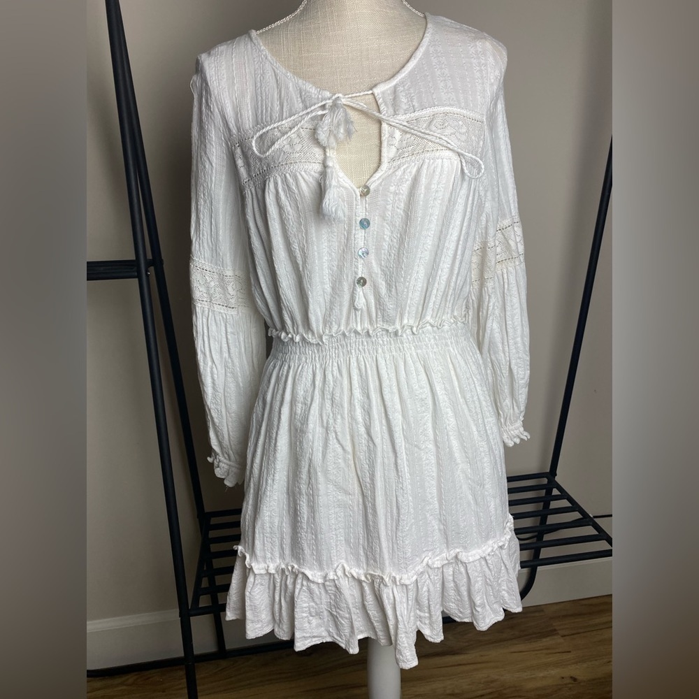 Olivaceous Long Sleeve White Mini Dress Size Small
